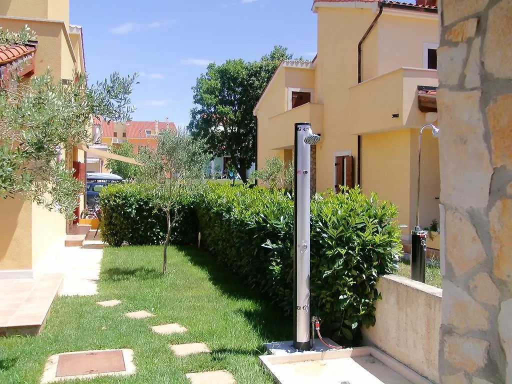 Oliva Holiday Apartment Banjole