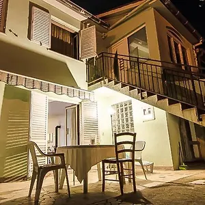 Lilly Apartman